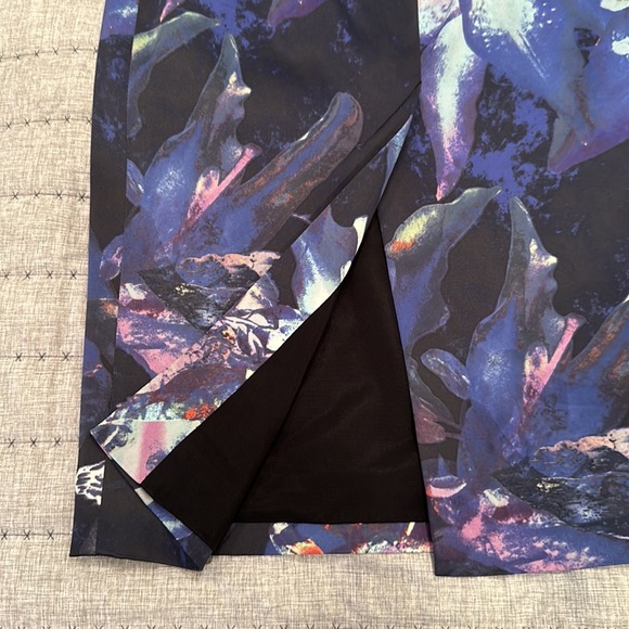 Beautiful Karen Millen Pencil Skirt - Picture 6 of 7